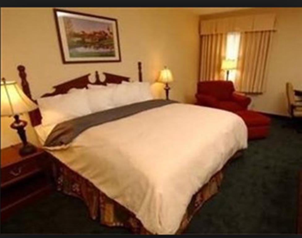 Baymont By Wyndham Easley/Greenville Room photo